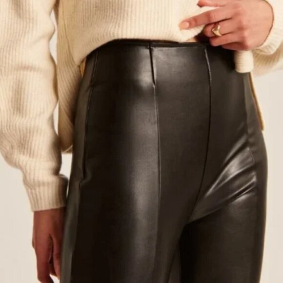 Abercrombie & Fitch Split-Hem Vegan Leather Slim Flare Pant Black - Picture 3 of 6